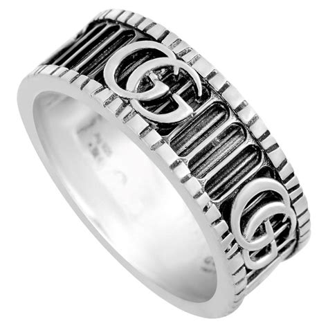 gucci double g ring with diamonds
